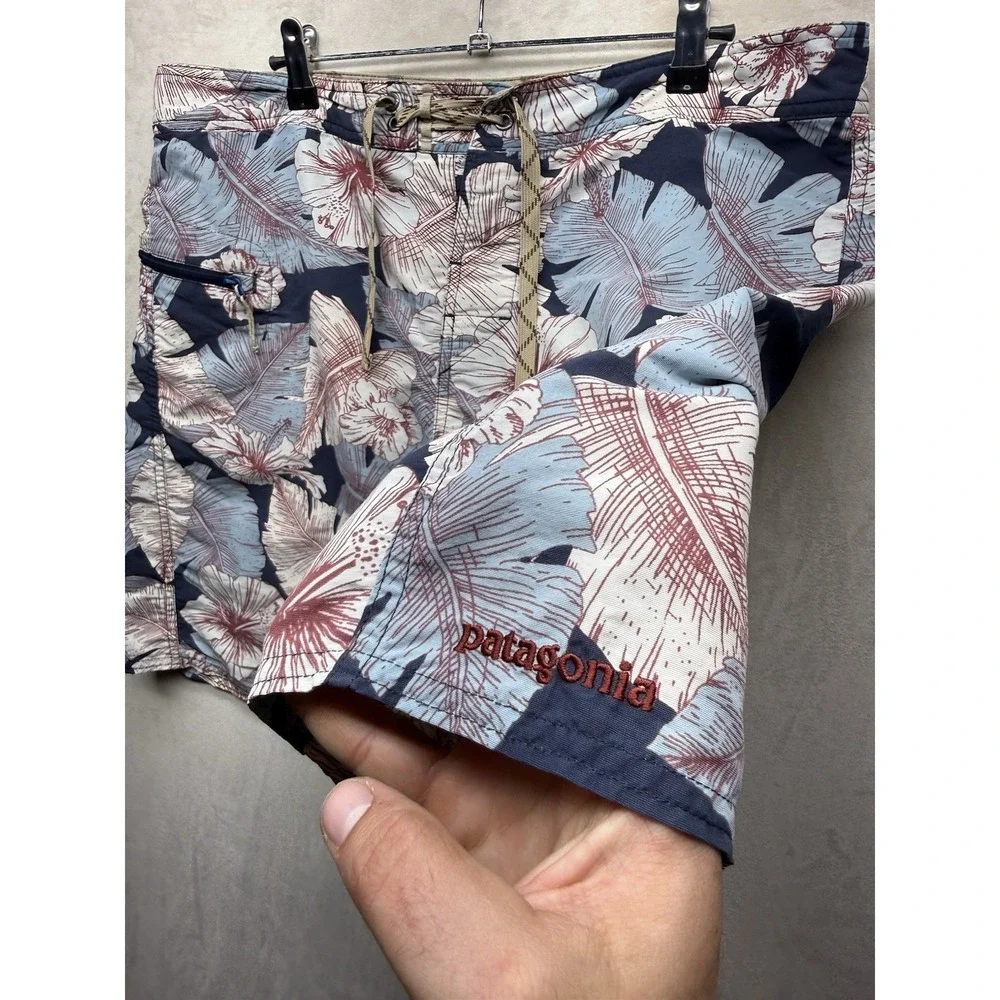 Patagonia Men's Board Swim Shorts Trunks Beach Blue Floral Zip Pocket Size 34